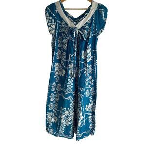 Waltah Clarkes Vintage Large 70s Hawaiian Blue & White Hibiscus Print Maxi Dress